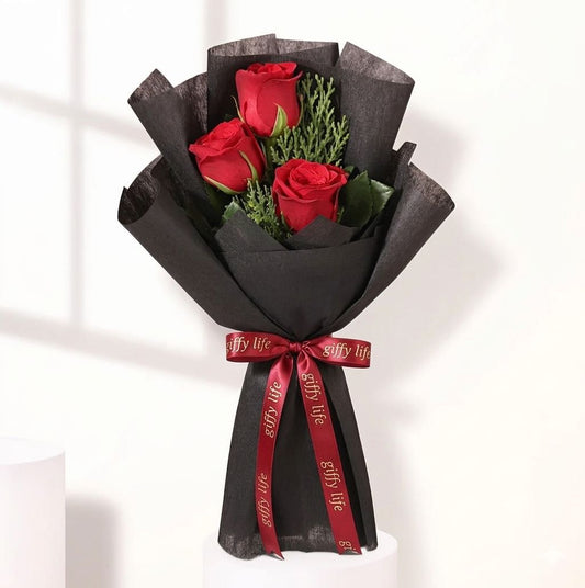 Perfect Petite Gesture