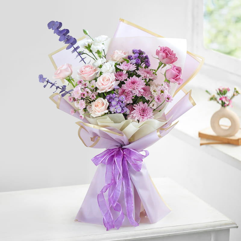 Soft Grace: Romantic Pastel Flower Bouquet